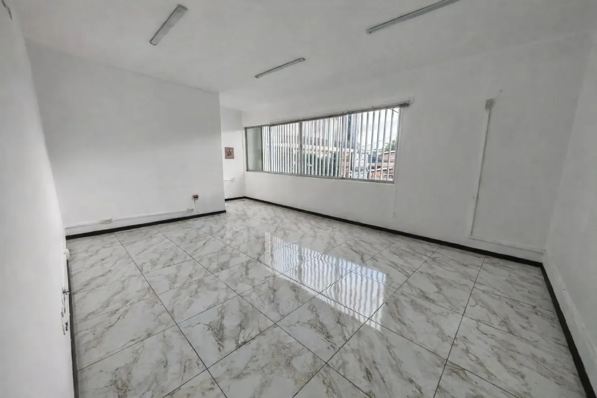 OFFICES FOR RENT IN MONTES DE OCA — photo 5