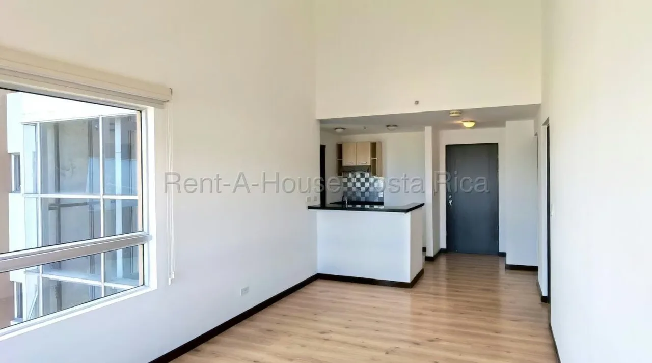 Apartamento en Venta - Condado del Parque, La Sabana Si estás buscando un lugar elegante, seguro y con ubicación privilegiada en el corazón de San José, este apartamento en Condado ... — photo 4