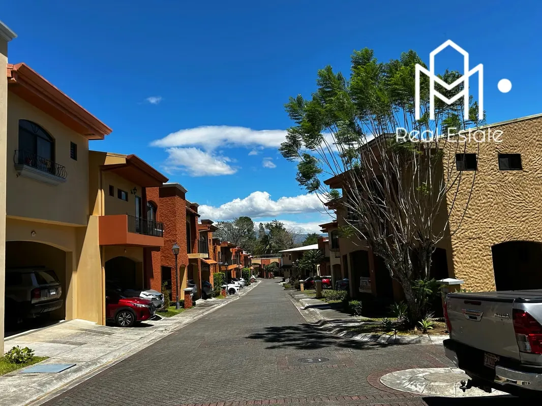 Casa En Venta En Brasil De Mora – Vía Ciudad Colón.