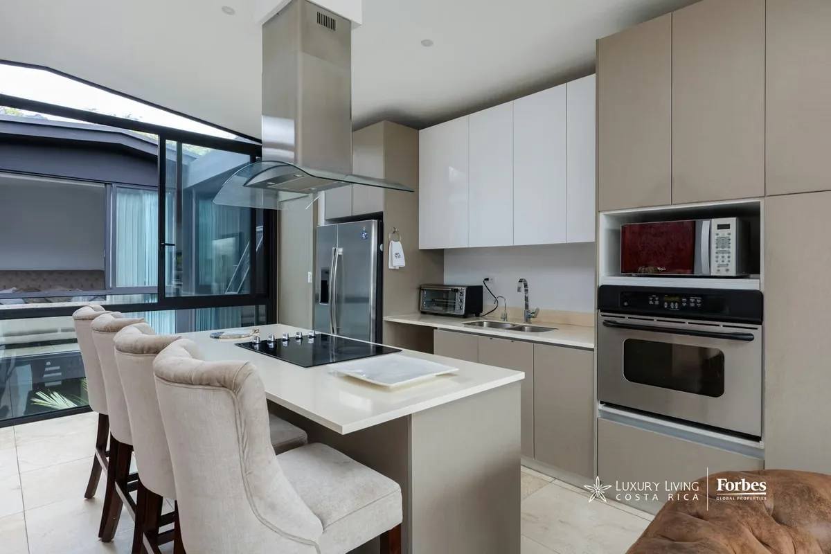 21014 - House in Modern Condominium 3 Hab in Escazú for sale, photo 4