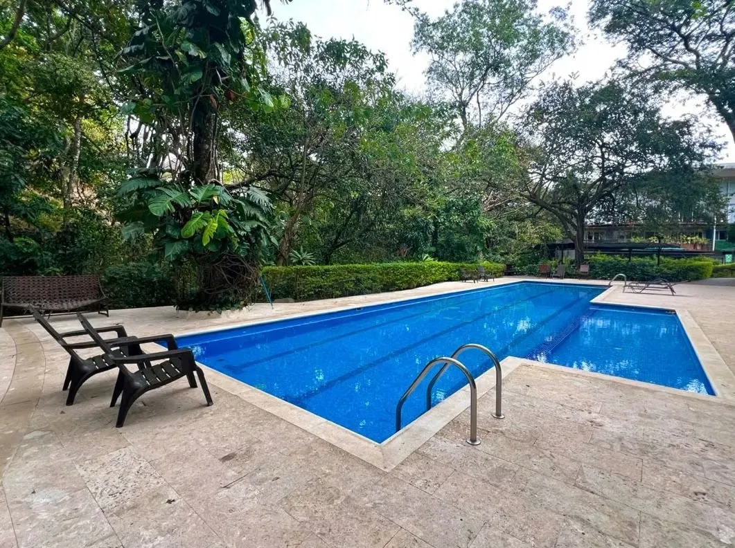 Se Vende Bello Apartamento Rio Oro en San Nicolas de Bari Santa Ana