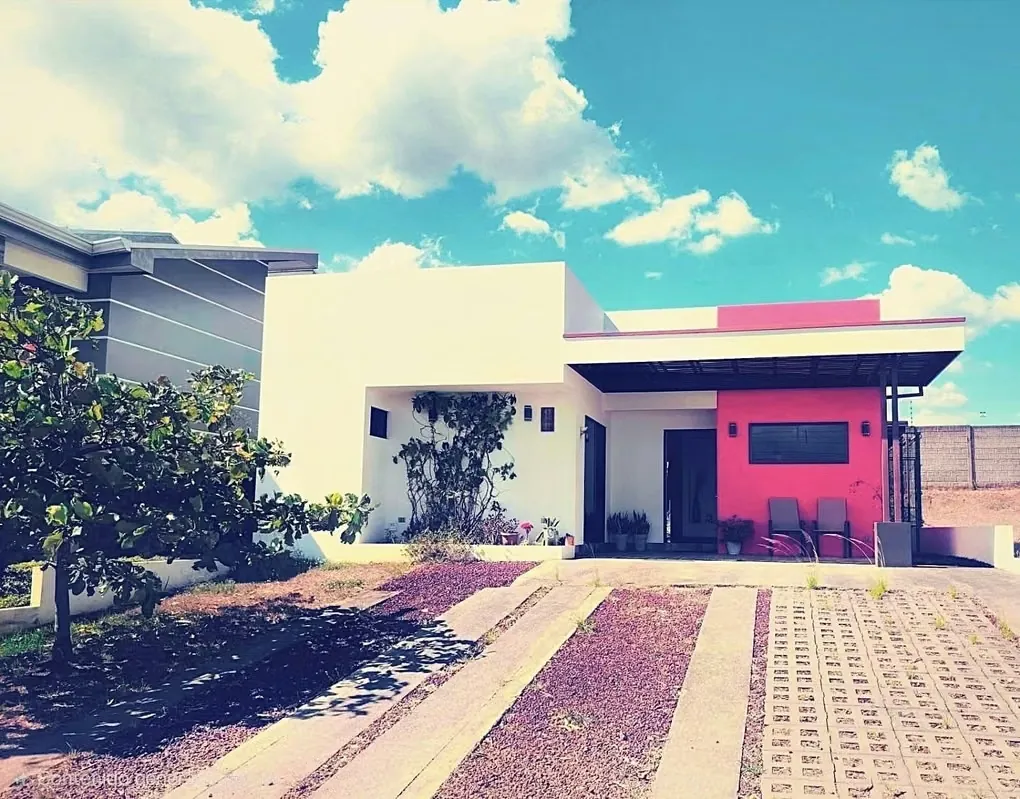 HOUSE FOR SALE, Minimalist estelilo fully furnished in Condominium in Greece.