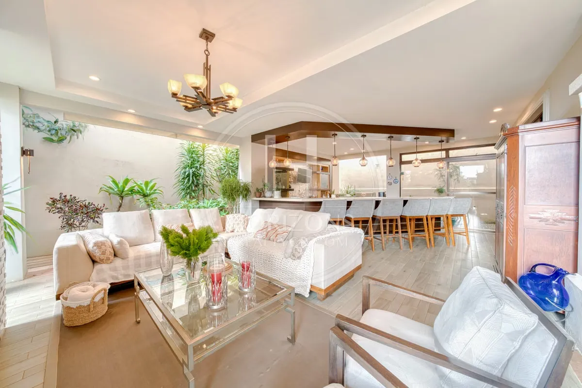 Casa de Lujo en Venta en Residencial Altamonte en Curridabat 4 Habitaciones y Terraza noj1262sb