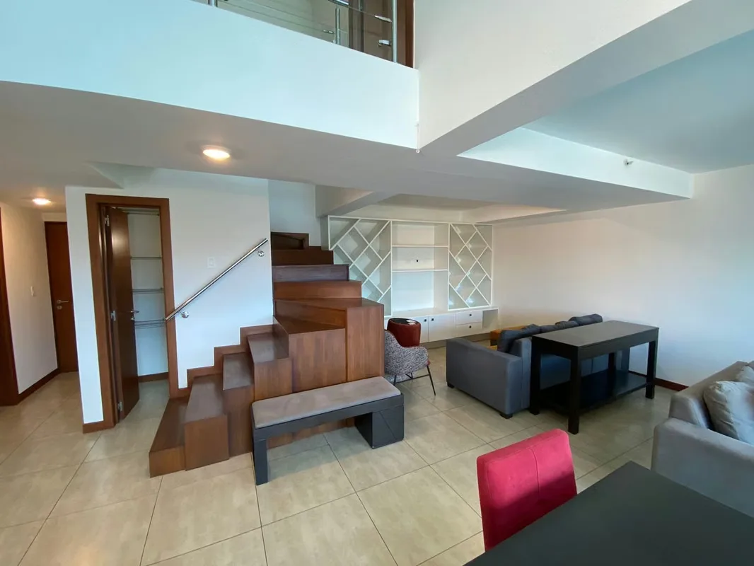 18th-floor apartment with excellent views, two stories, with the following layout: — photo 4