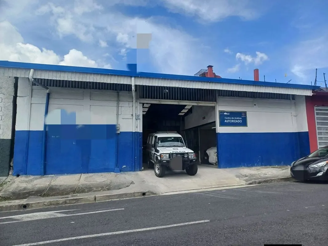 For Sale in San José, Straightening and Painting Workshop, property, tools!