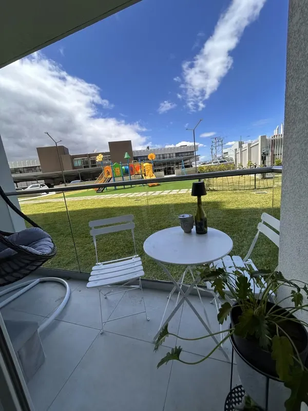 Venta de apartamento en Uruca cerca de Rohrmoser. Por hospitales