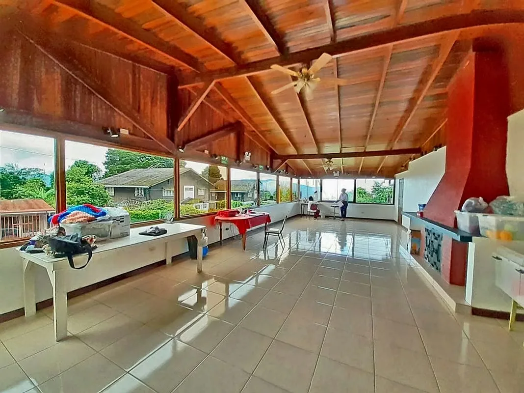 Casa-Comercial, 470 m2 Construccion, San Ramon de Tres Rios