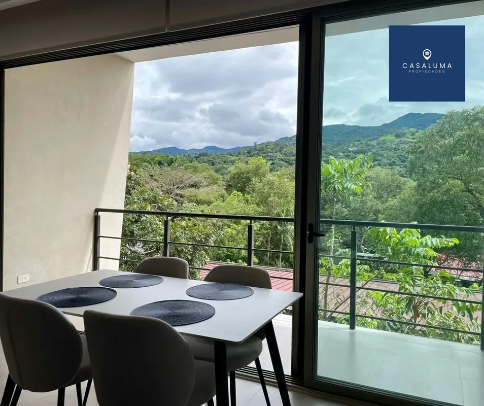 • 2 Habitaciones | 2 Baños | Balcón con vista a las montañas