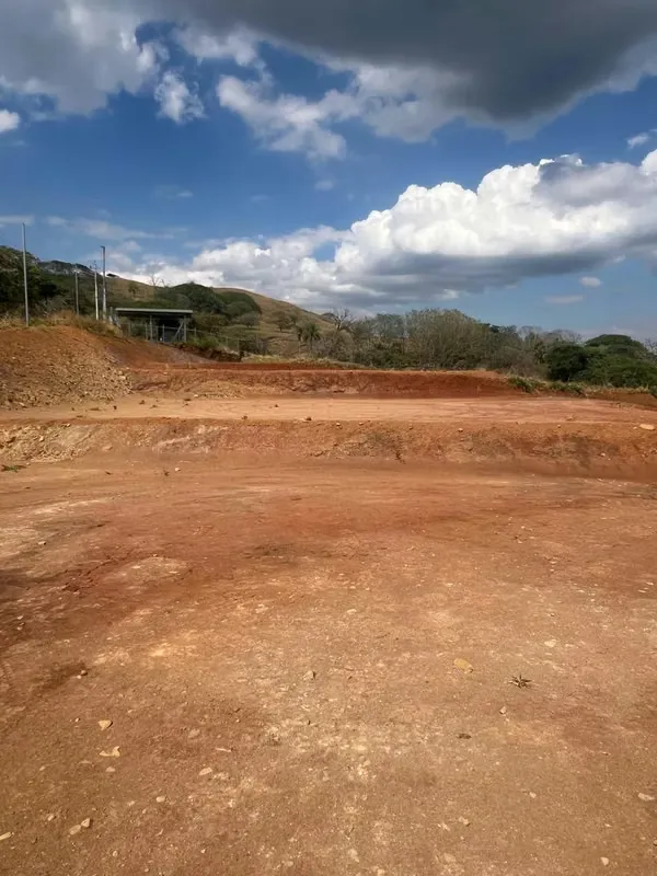 Lotes Listos para Construir en Atenas – Vistas, Ubicación y Plusvalía