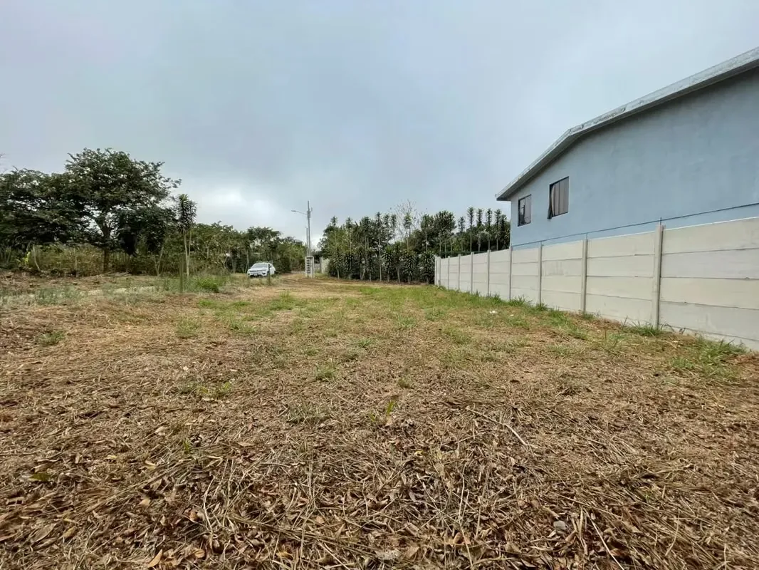 Take advantage of this excellent investment opportunity with the last available lot in a beautiful project located ...
