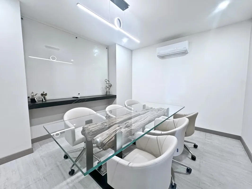 Welcome to Condo Silentia Valley View for sale in Nunciatura San Jose Costa Rica. Experience upscale city living at its finest in this stunning contemporary residence located on the ... — photo 2