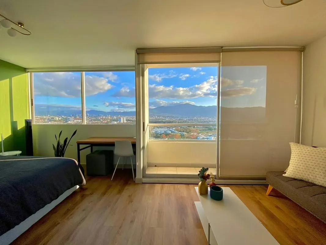 LOFT DE LUJO EN TORRE, HEREDIA