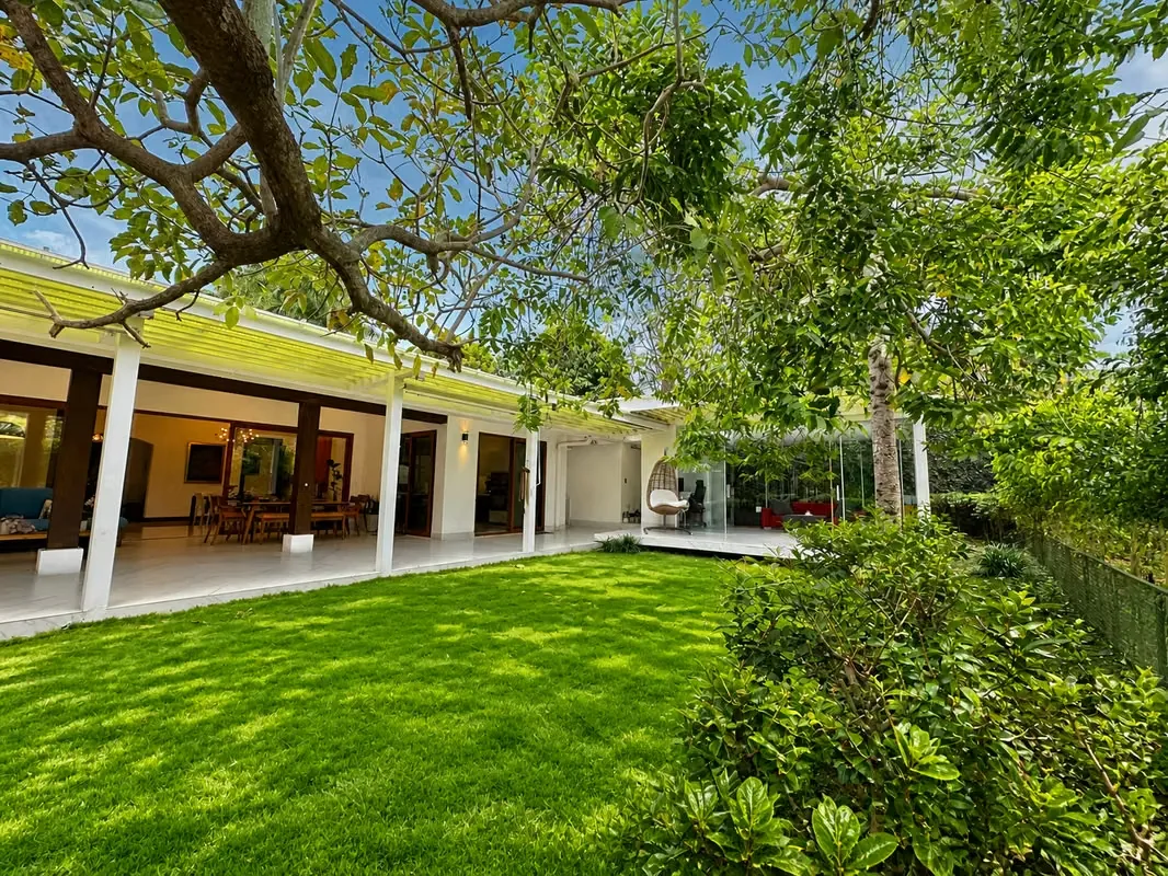 Luxury Estate for Sale in Santa Ana – Single-Level | 958 m² Lot | Ultimate Privacy