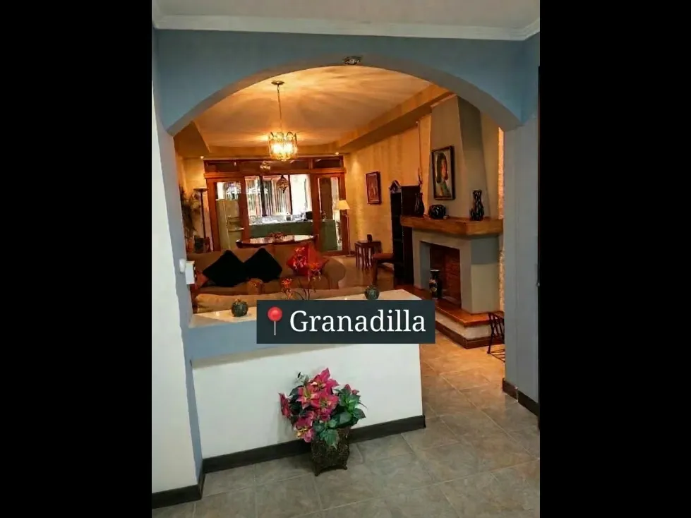 House for sale in Curridabat: Space and Strategic Location