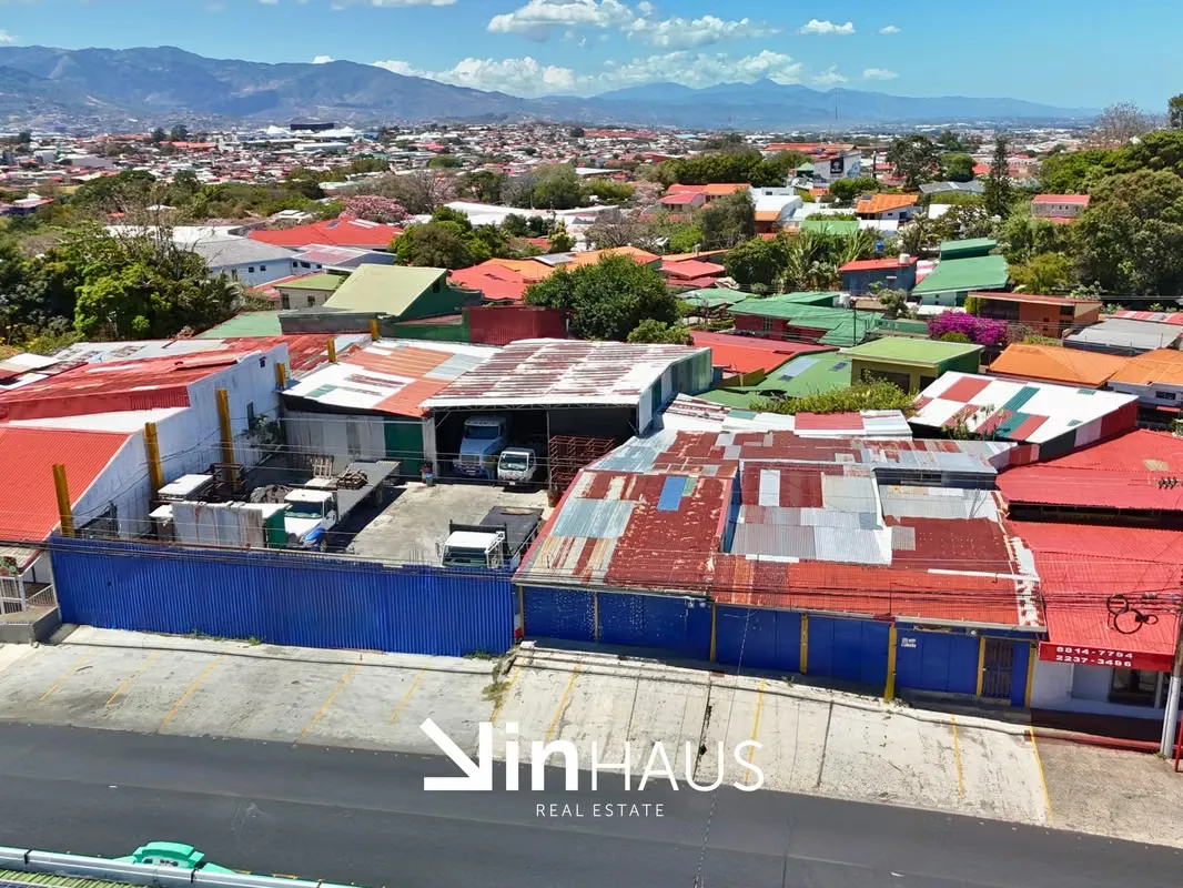 Venta de propiedad comercial de 1163 m2 en Mercedes Norte de Heredia -EU