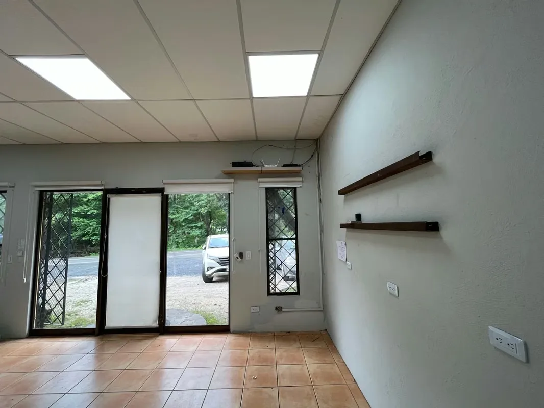 Prime Commercial Space for Rent on Ruta Nacional 159, Playa Hermosa, Guanacaste — photo 2