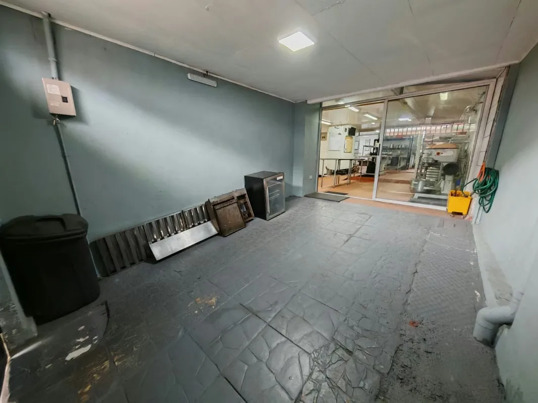 Oportunidad de invertir de manera inteligente en zona de alta plusvalía en Guadalupe centro, potencie su inversión con esta propiedad con uso comercial o residencial. Aproveche los ... — photo 4