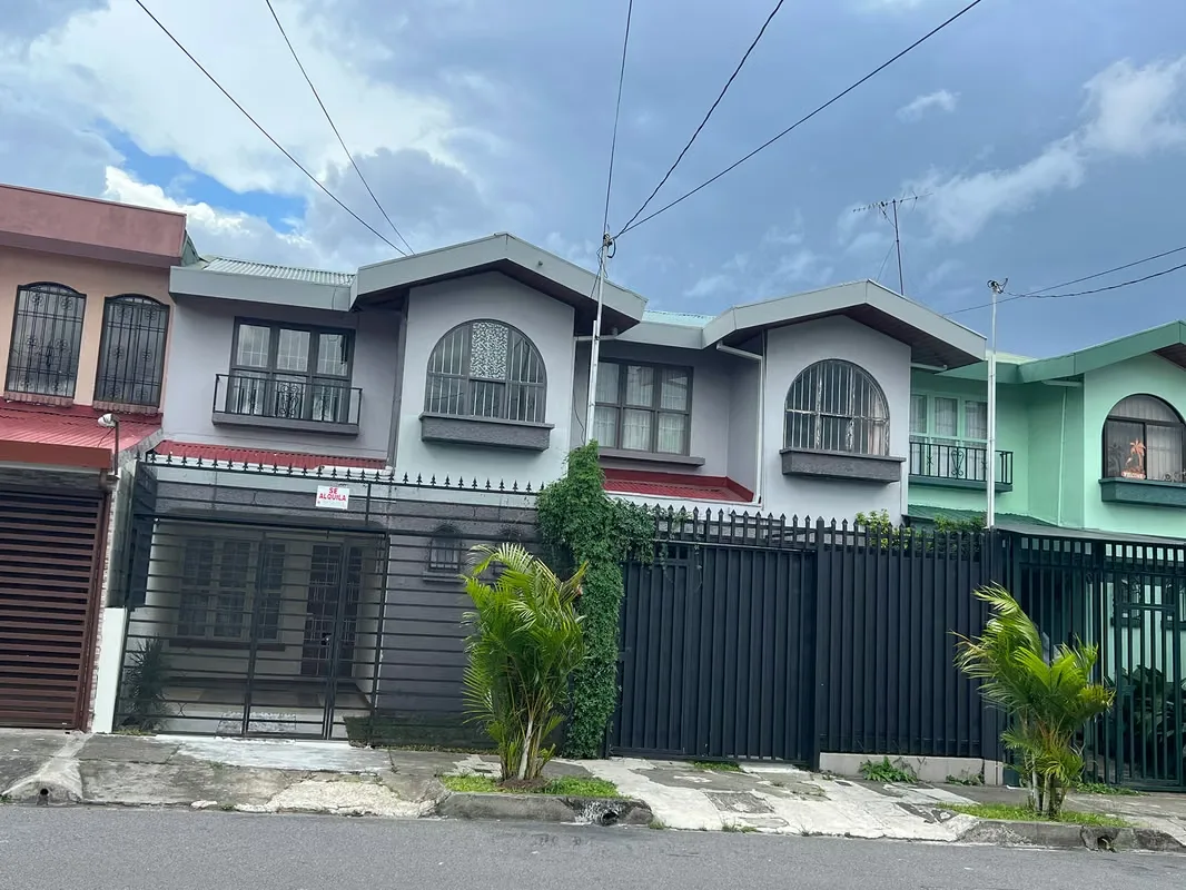 Small apartment Yoses Sur SalaDining / Kitchen / 2hab / 2bathrooms / garage