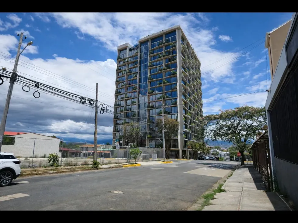 Se alquila moderno apartamento completamente amueblado ubicado en Nunciatura, una de las zonas más exclusivas de San José, ...
