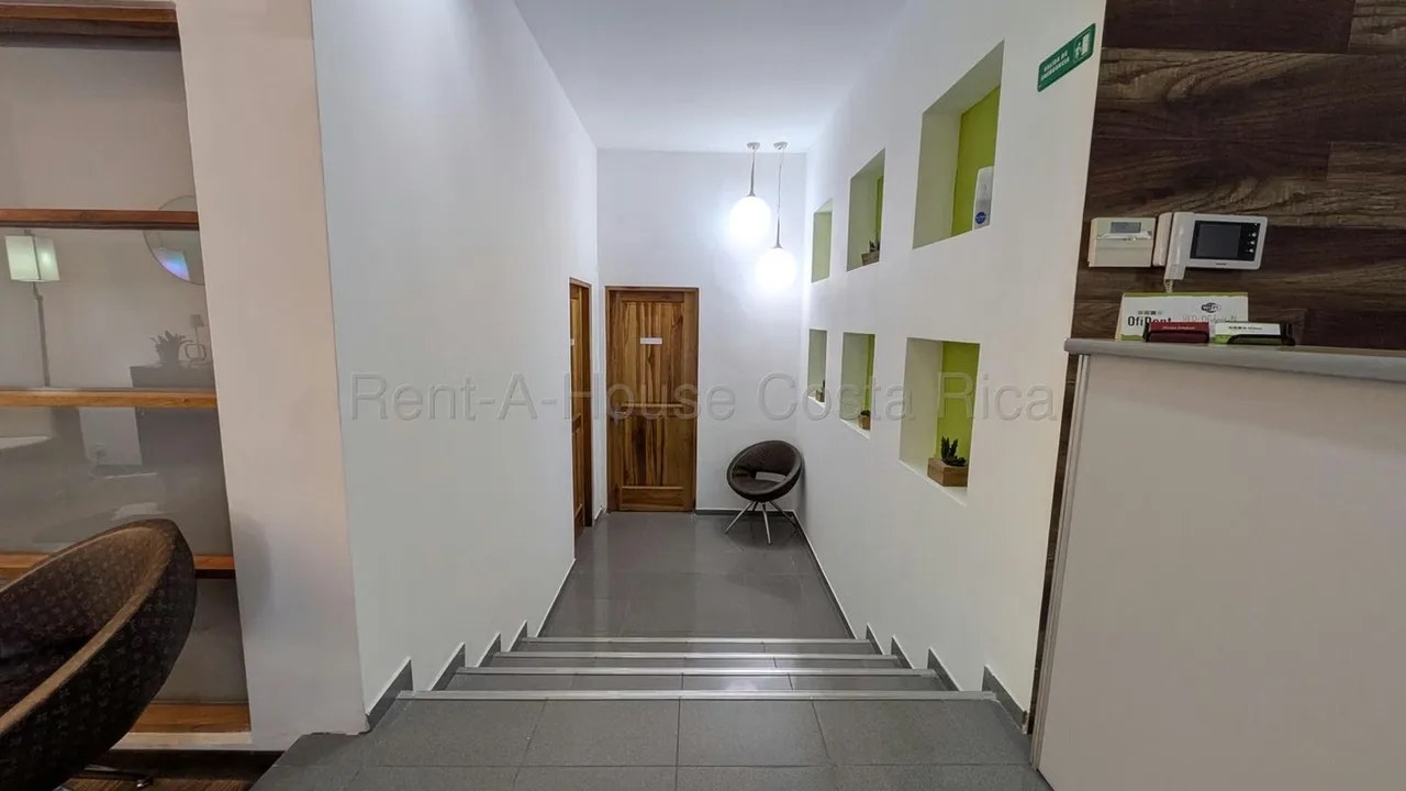 15 m² Office for Rent in Barrio Dent, photo 5
