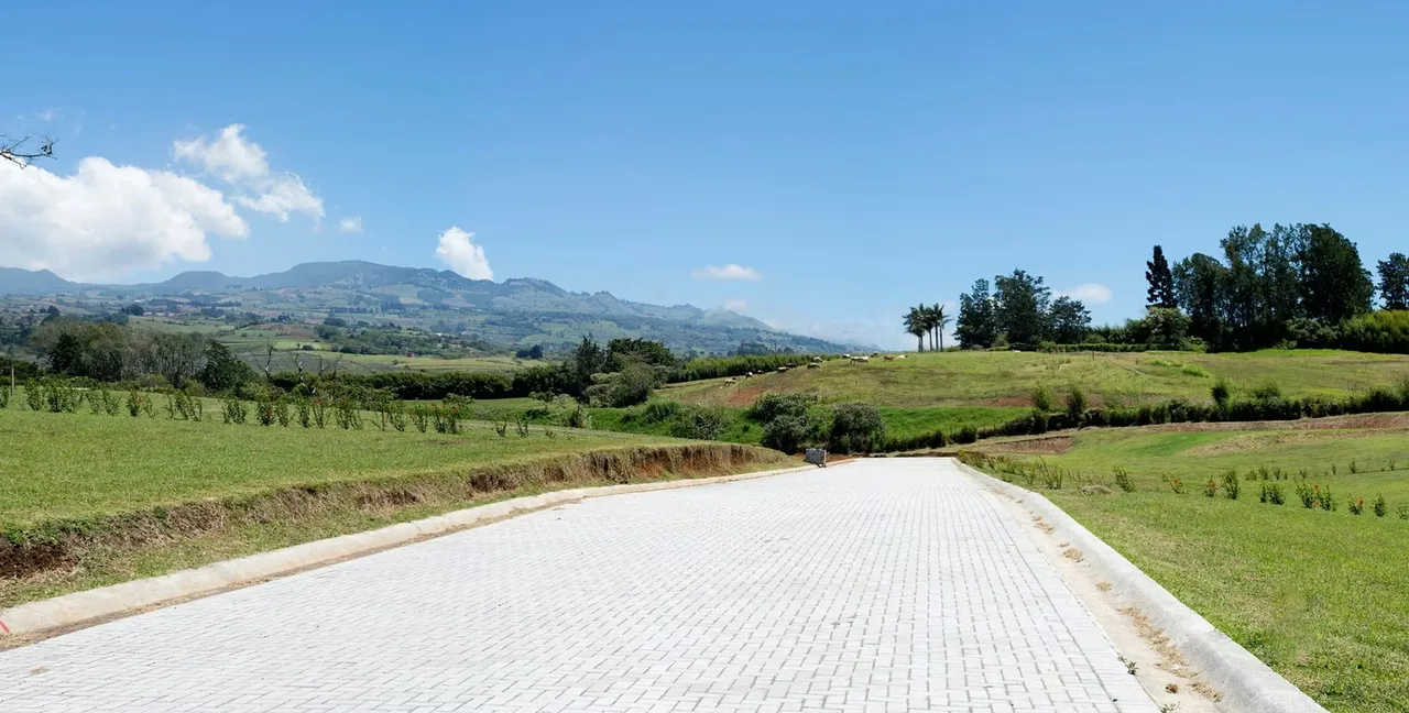 Lot for sale Prestigious Residential Oreamuno de Cartago