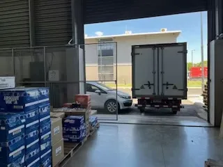 Bodega 240m² Solarium – Andén, oficinas y seguridad 24/7