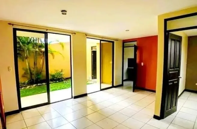 Casa en Venta – Sabanilla de Montes de Oca | Condominio Arandas