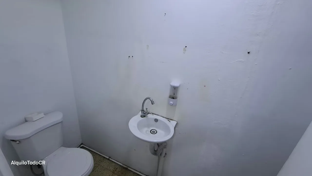 Descubre tu nuevo espacio de trabajo en una de las zonas más exclusivas y céntricas de San José, Sabana Norte. 90 m², metros cuadrados para adaptarse a las necesidades de tu ... — photo 5