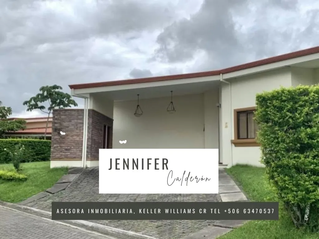 Casa en Venta en Piedades de Santa Ana – Una Planta en Condominio Exclusivo