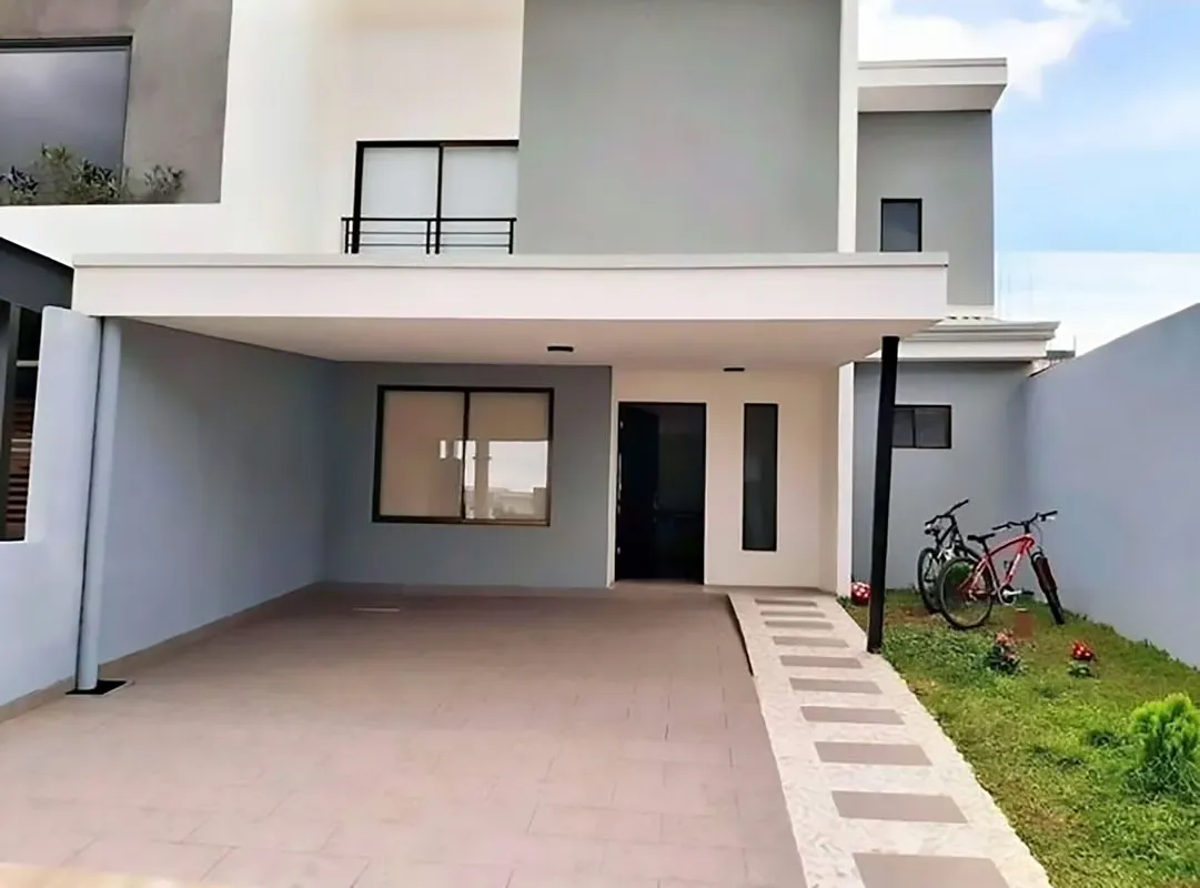 9561 / Casa / Venta / Terralta / Tres Ríos / Condominio / Amenidades / Jardín