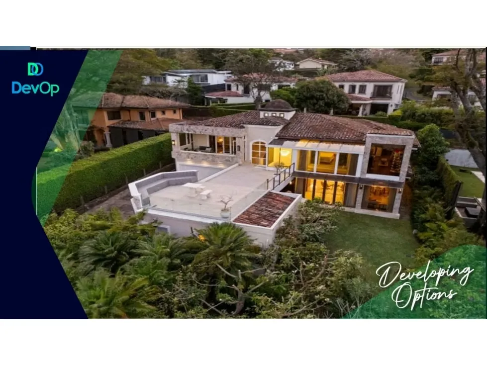 Casa de Lujo en Venta en Condominio Cerro Alto, Escazú