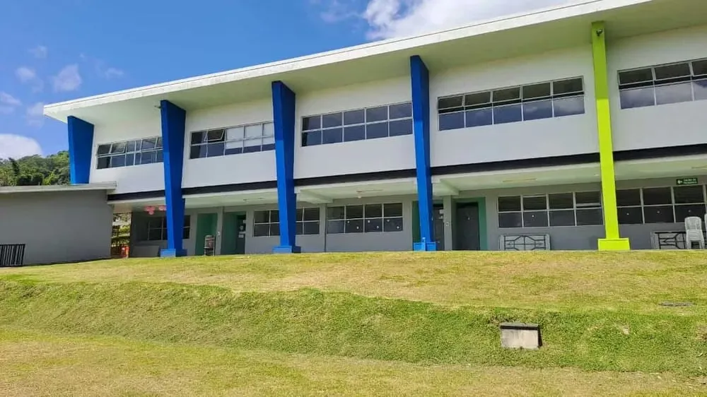 BUILDING FOR SALE FOR INVESTMENT; HIGH SCHOOL IN ASERRÍ-SAN JOSÉ.