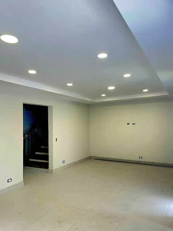 Ubicada en una de las zonas más exclusivas y estratégicas de San José, esta hermosa casa combina amplitud, confort y ... — photo 2
