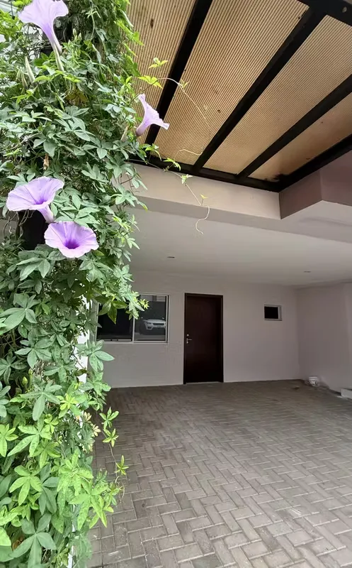 Se alquila casa 3 habitaciones Santa Ana