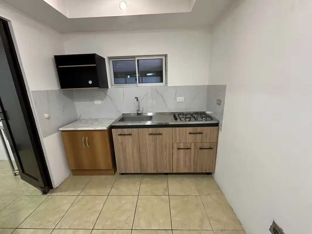 Alquiler de apartamento en planta baja.