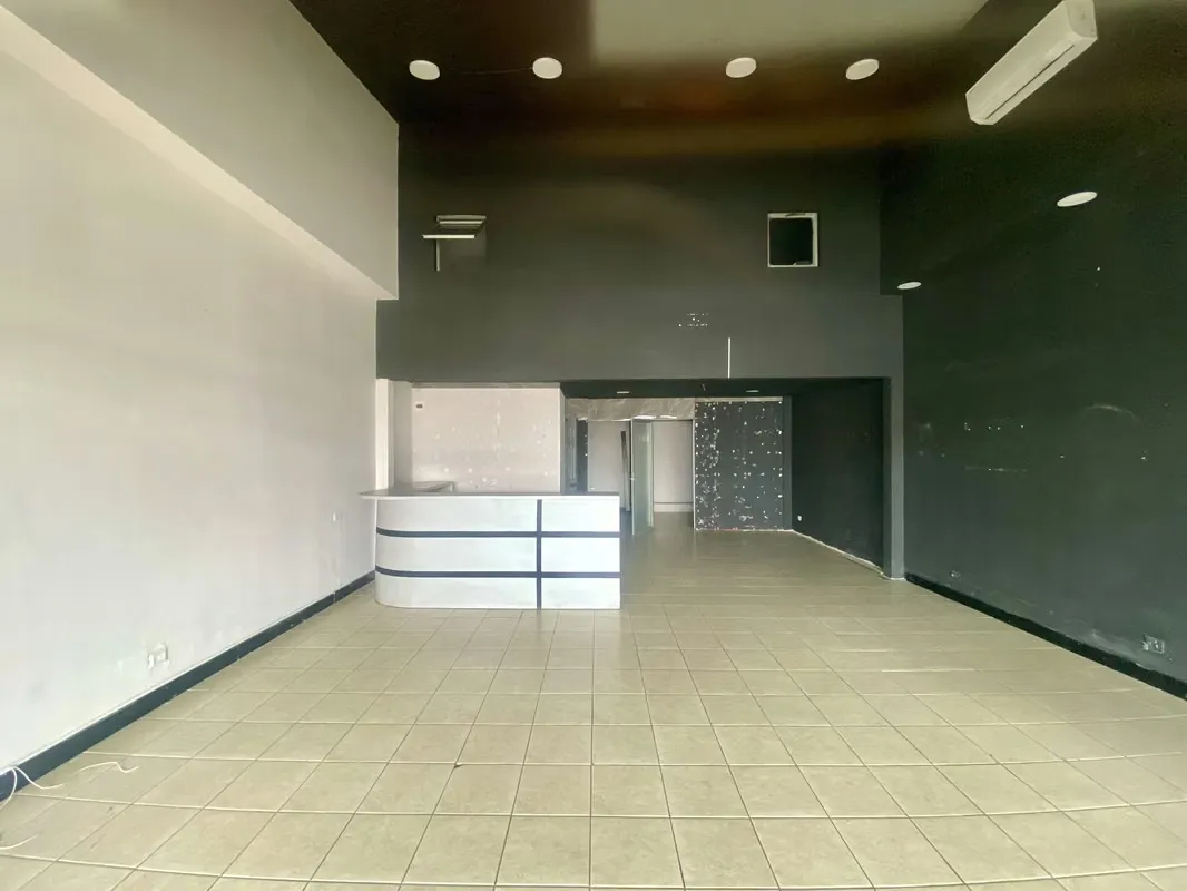 Commercial Premises for Rent | 76 m² | High Traffic + Maximum Exposure