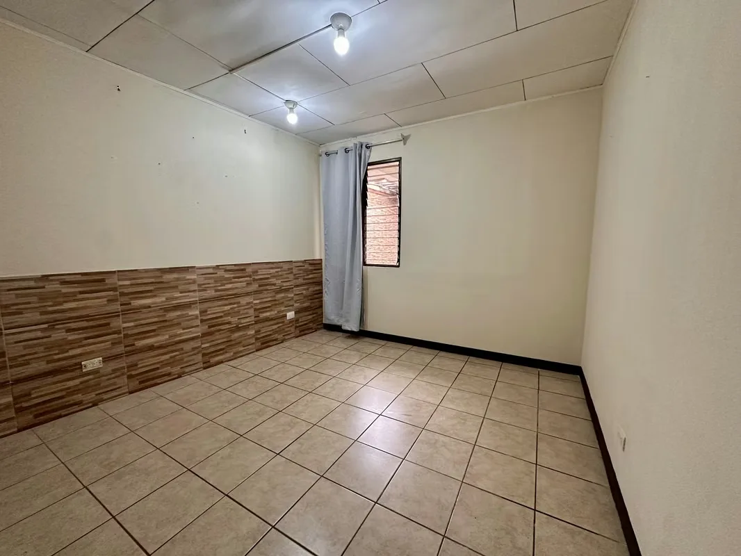 Office for rent in Sabana Oeste within a professional and strategic environment, ideal for entrepreneurs, consultants, or small teams seeking convenience and efficiency in ... — photo 3