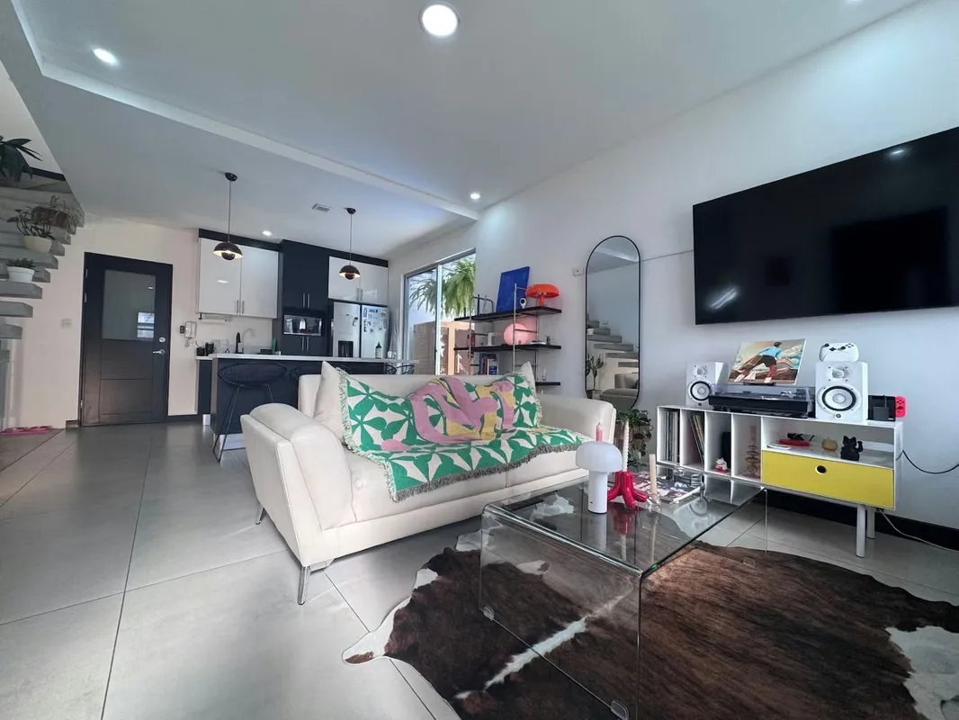 Modern House for Sale in Residencial Estancia Antigua — photo 4