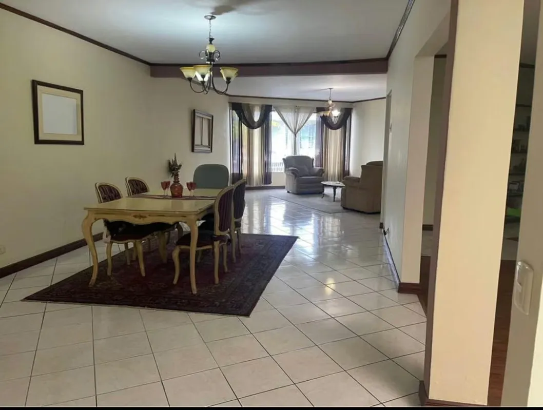 San José, Rohmoser, a strategic location close to everything, including shopping centers, parks, schools, the National Stadium, shops, and more. This spacious and comfortable house is ... — photo 5