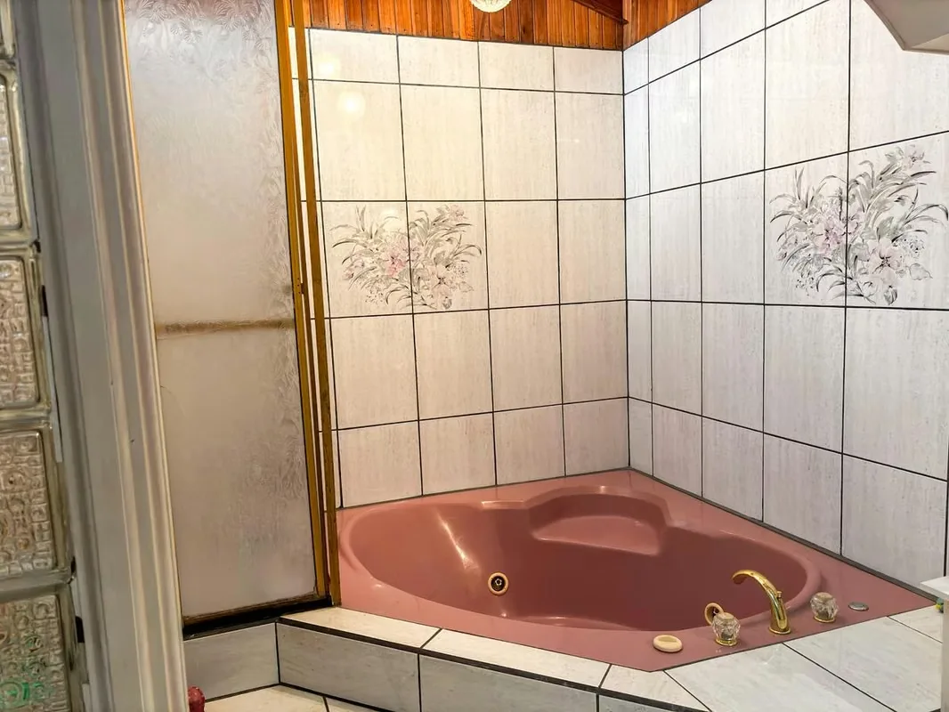 Casa a la venta con tres apartamentos en Moravia, San Vicente, cerca del restaurante La Princesa Marina. — photo 5