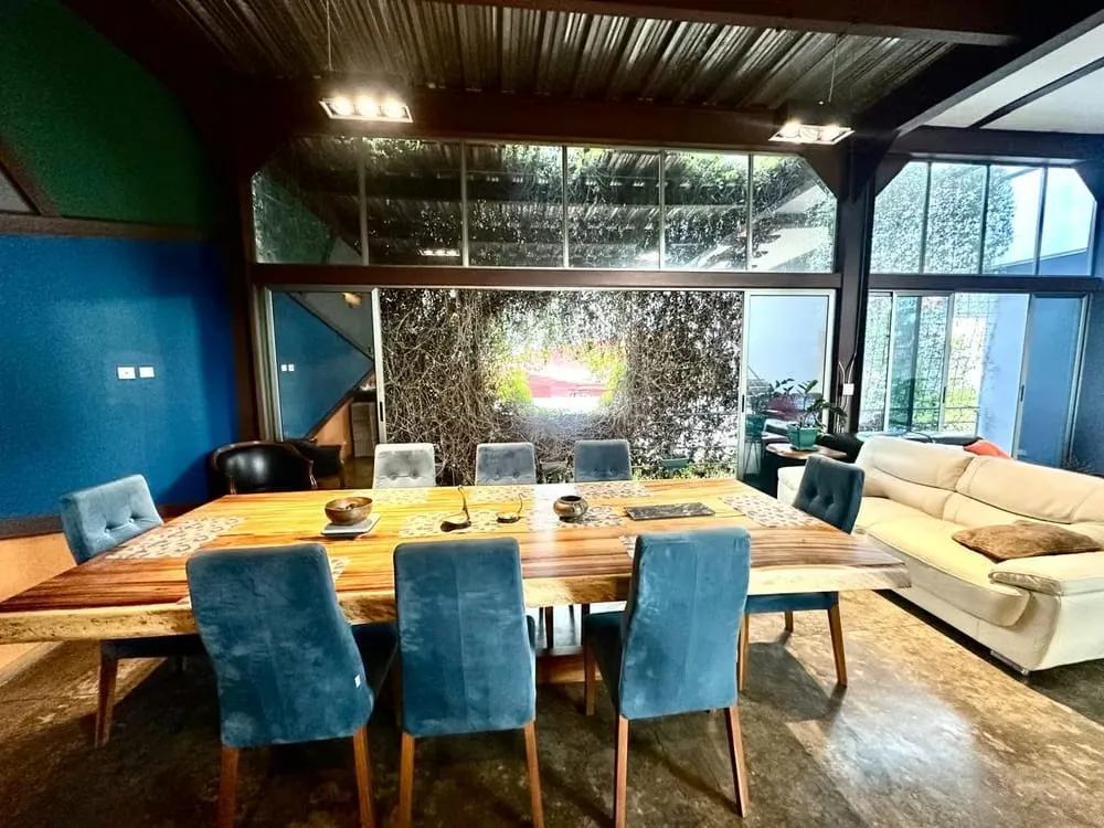 VENDO CASA+4 APTOS EN MORAVIA-SAN JOSÉ.