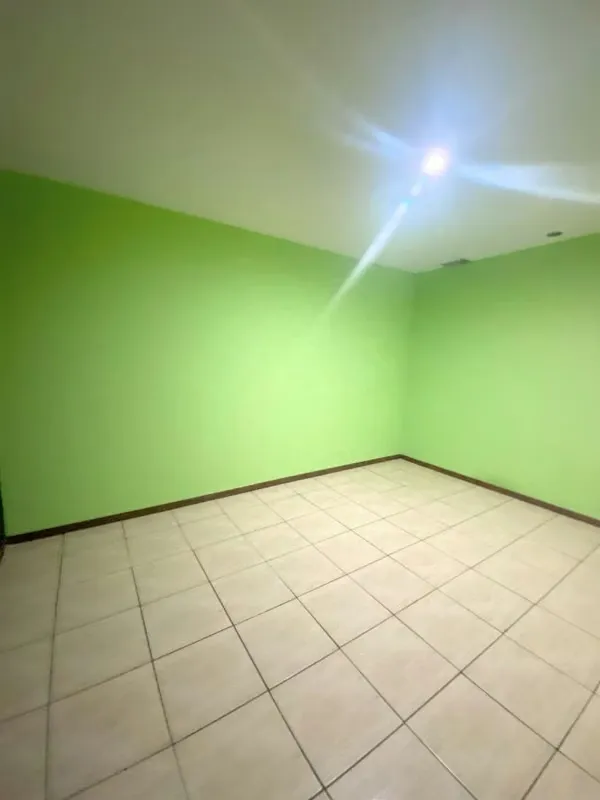  Escazú | Se Alquila Amplio Espacio para Oficinas y/o Bodega 450mts2