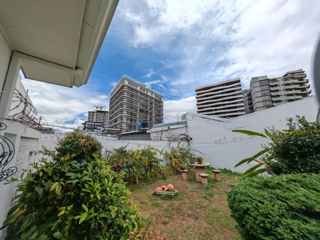 Great opportunity to invest in the area of higher value and growth of all of San José in Nunciatura. Take advantage of this property available for sale and enjoy the following ... — photo 2