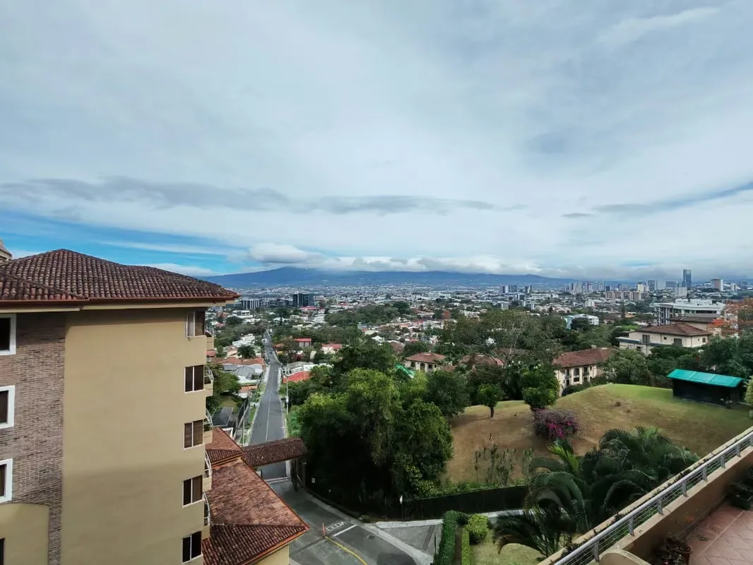 Apartment for rent with appliances in San Rafael de Escazú.