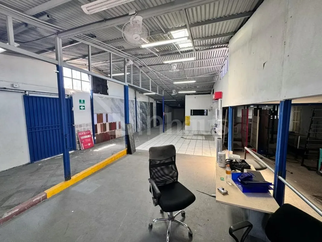 Commercial property for sale in Mercedes Norte de Heredia