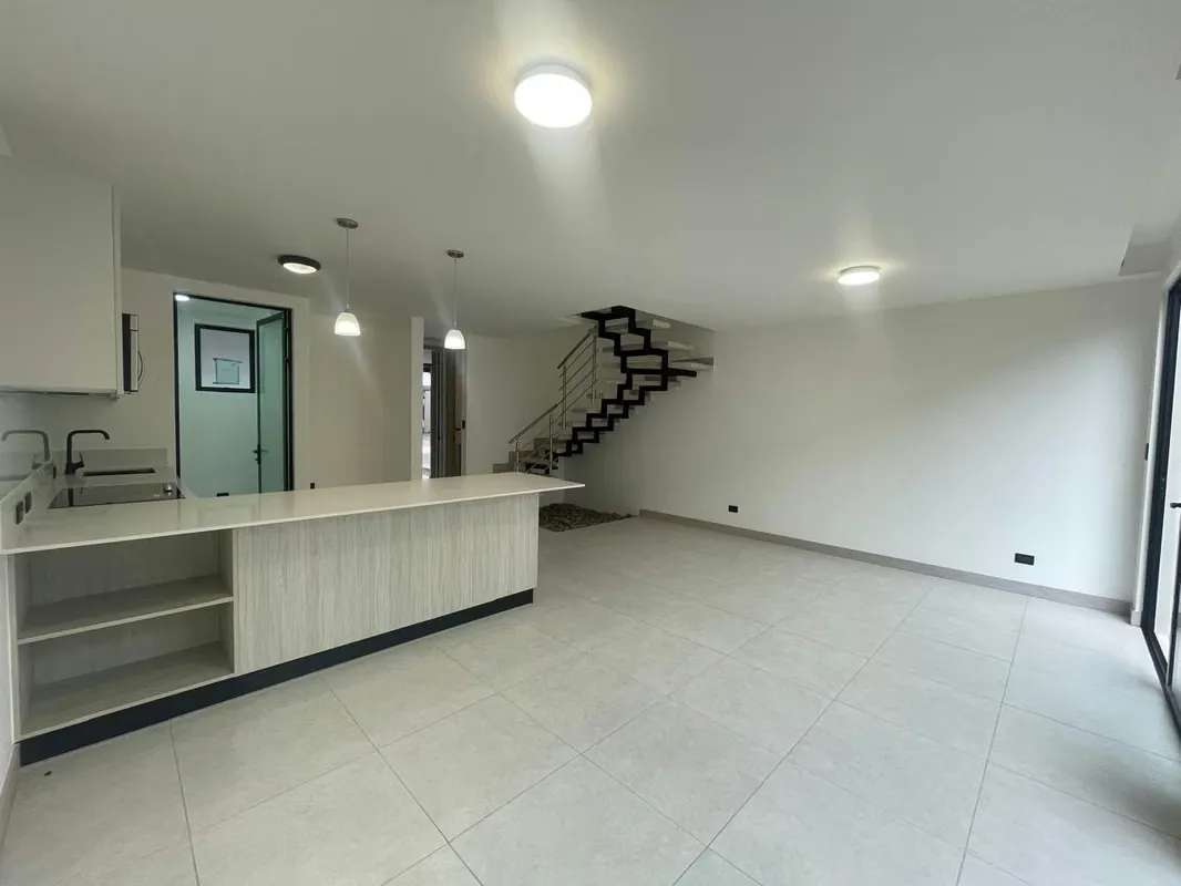 Brand new house for rent. Lindora, Santa Ana