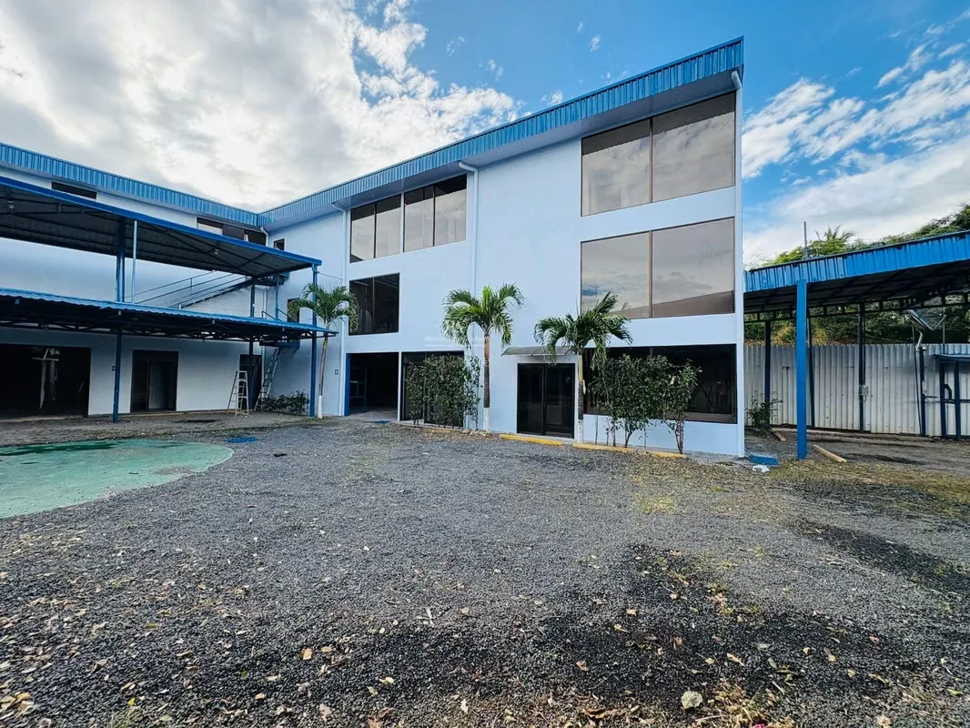 Commercial Buildings for Sale | Grecia, Alajuela – 2,270 m² Built Area