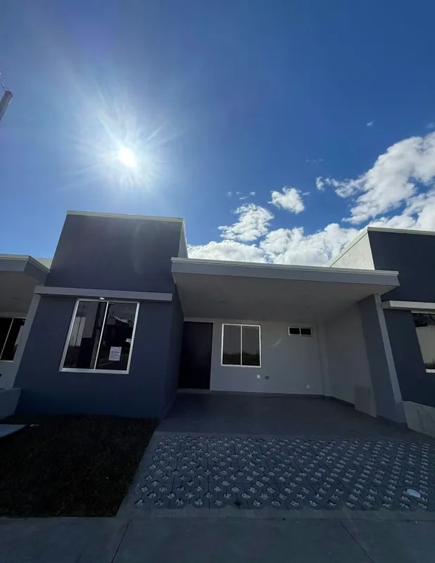 Estrene casa en Condominio San Ignacio, ubicado en Taras, Cartago, con excelente ...