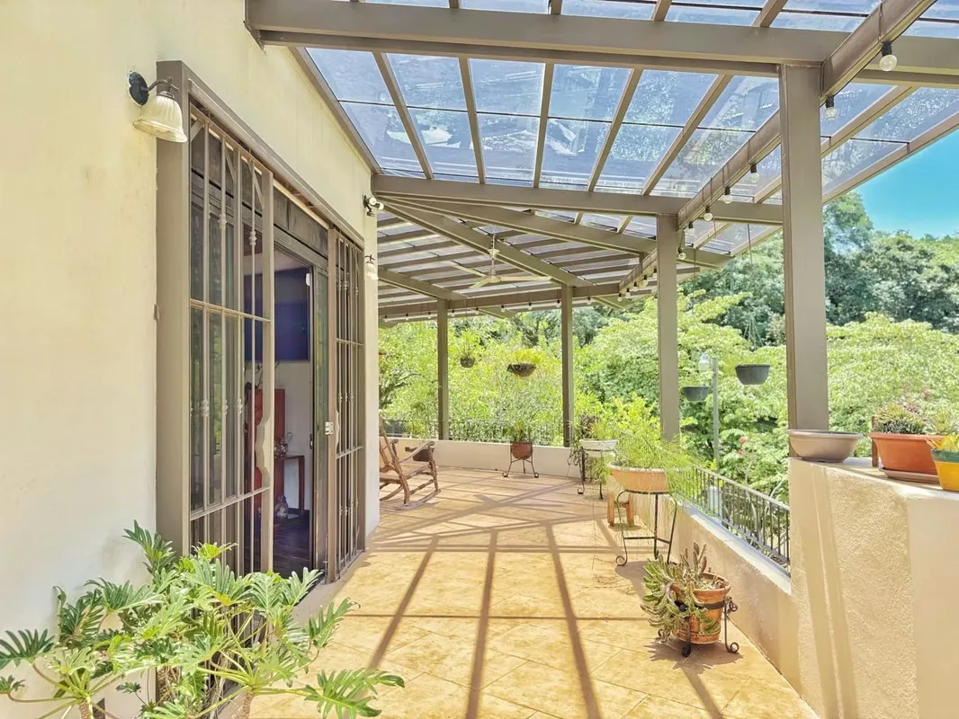 Discover Hacienda Naturaleza, a single-level architectural gem that redefines luxury living in La Garita, Alajuela. This 3-bedroom, 3-bathroom residence, boasting 352 m² of ...