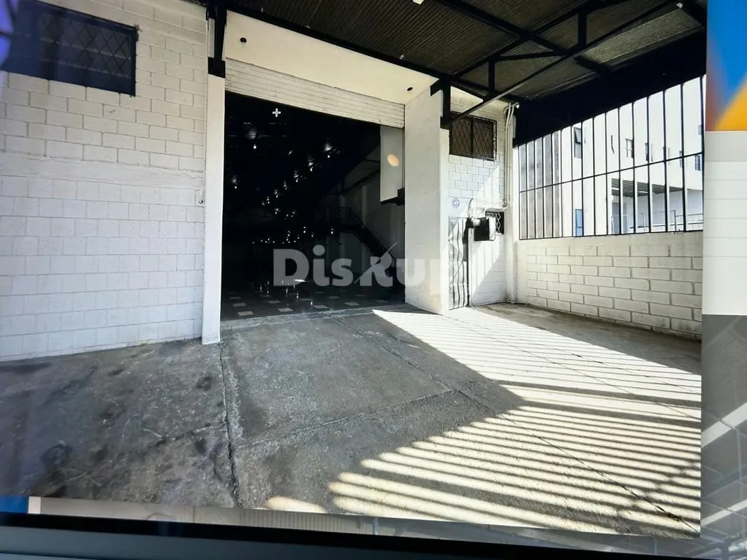 Large warehouse for rent in La Uruca — photo 2